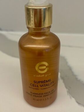 Elizabeth grant flawless face oil